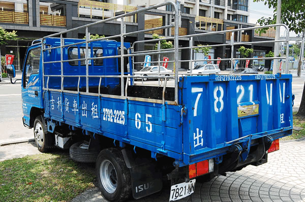 3噸半貨車