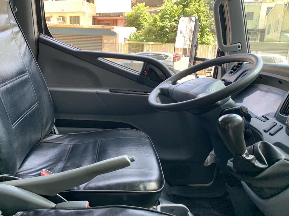 3噸半貨車
