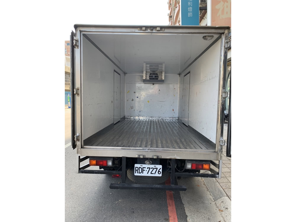 3噸半貨車